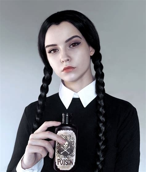 Feeding Wednesday Addams with cum